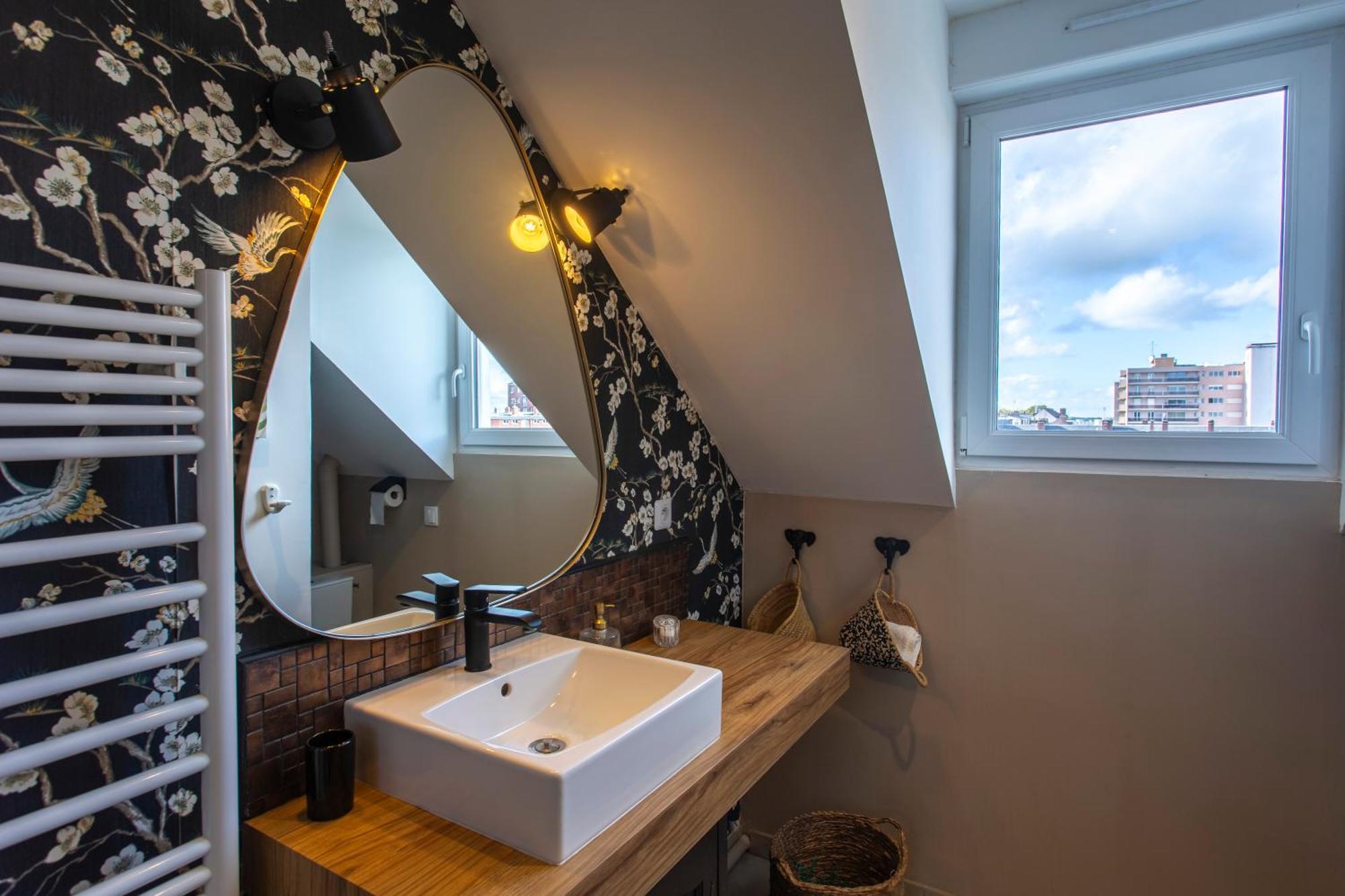 Un Nid En Ville-a Nest In Town -amiens-classé 3 étoiles Appartement *